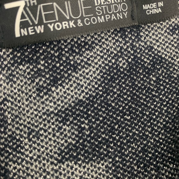 NWT pencil skirt - Picture 8 of 8